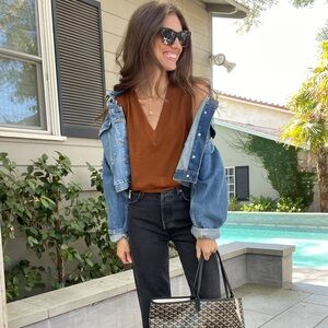 Donni vest size small EUC in rust